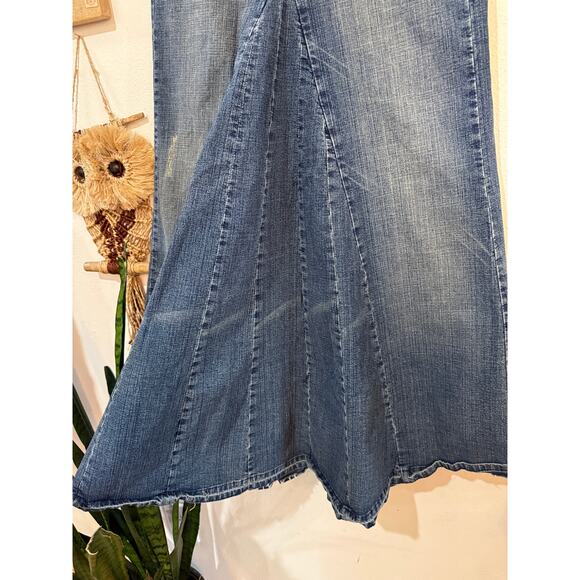 Y2K Denim Flare Maxi Skirt - Picture 4 of 11